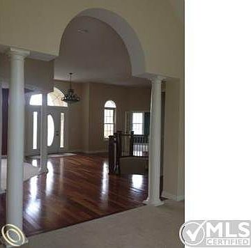 foyer from Great Room.JPG