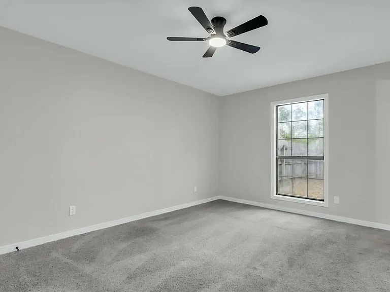 3211 John Hancock Dr — Photo 7