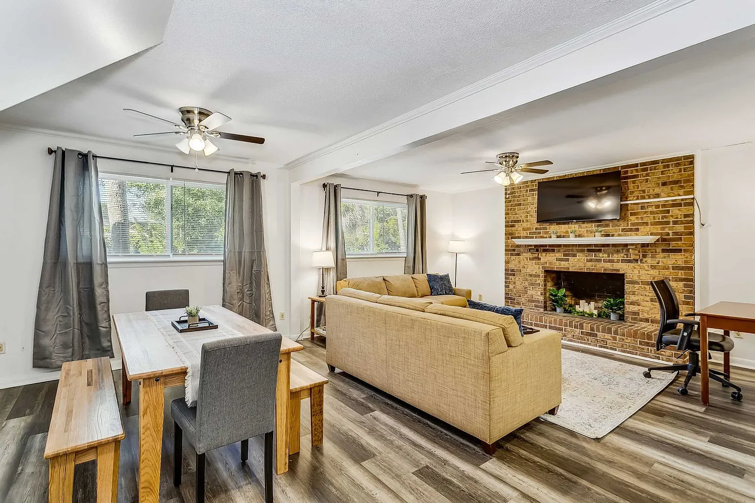 5 bed, 5.0 bath, 1915 sqft, $4,115 — Photo 1