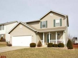 202 Fieldburst Ct, St Charles, MO