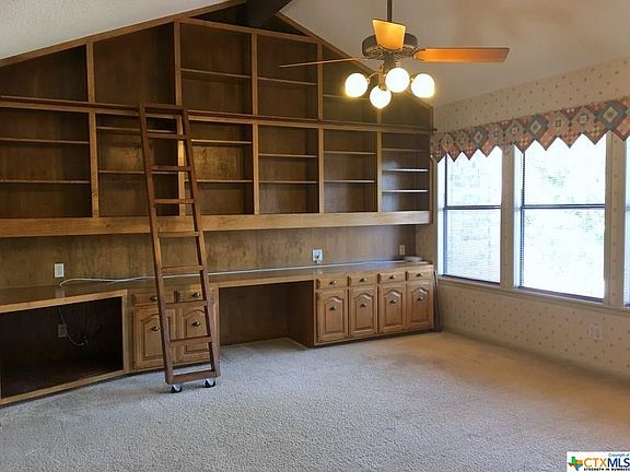 5th image of 306 Woodglenn Dr