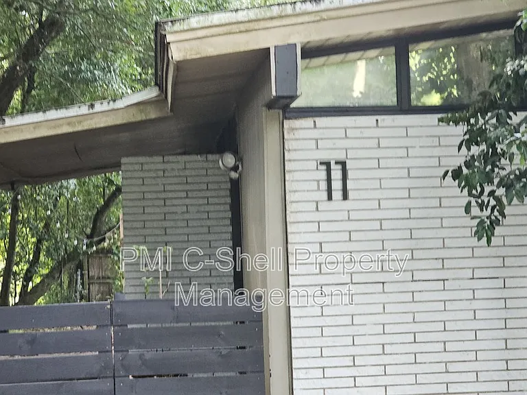 11 Brandywine Rd — Photo 2