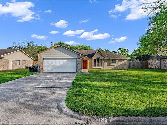 4th image of 1210 Haddox Ct
