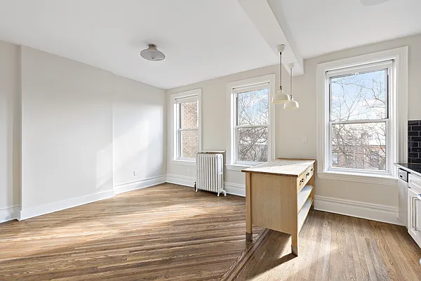 Rented by Brown Harris Stevens | media 20