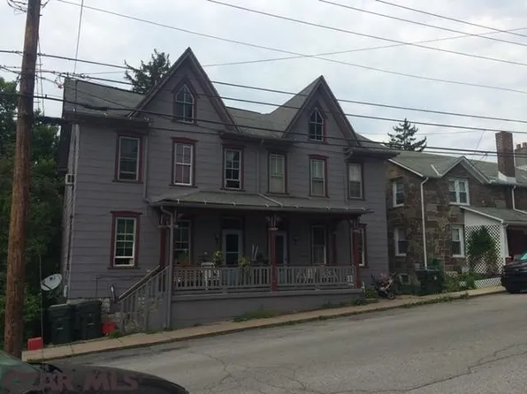 205 E Lamb St #207, Bellefonte, PA 16823