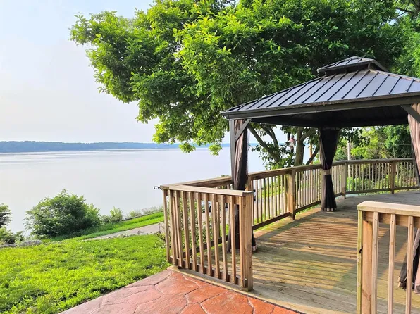 3575 Mississippi River Rd, Keokuk, IA 52632