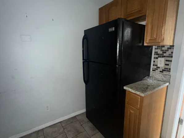 5517 Grant Place image 1 of 6