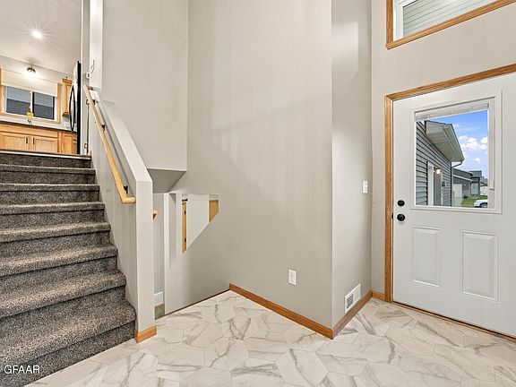 4th image of 6762 Joseph St