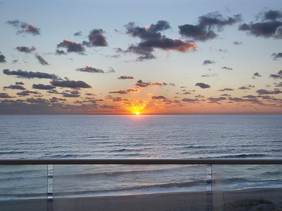 2nd image of 2494 S Ocean Boulevard #Bc6