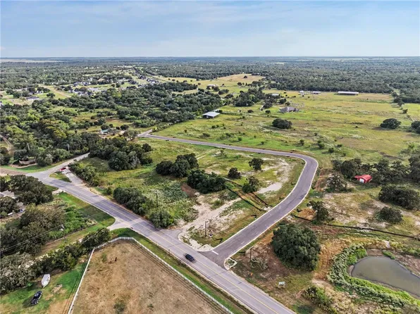 5400 Cedar Elm Dr, College Station, TX 77845