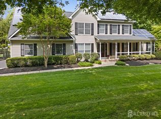 8 Ruedeman Dr, Plainsboro, NJ 08536