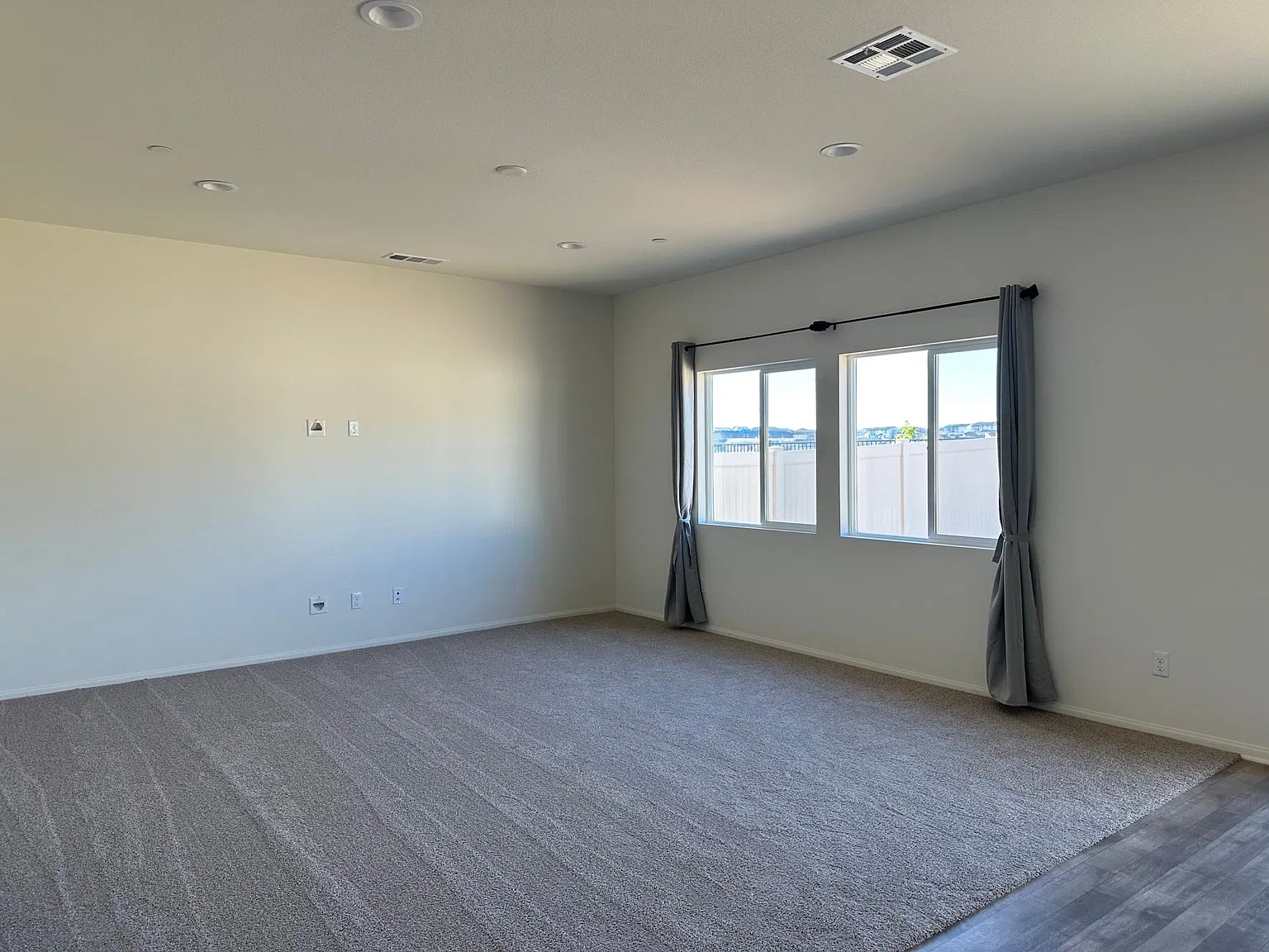 35308 Price St — Photo 2