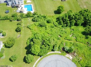 304 Emeline Way, Stewartsville, NJ 08886