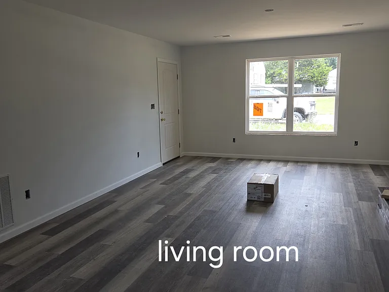 708 Flora Ave — Photo 5