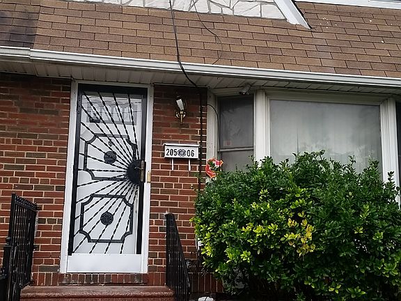 3rd image of 206-06 118 Ave