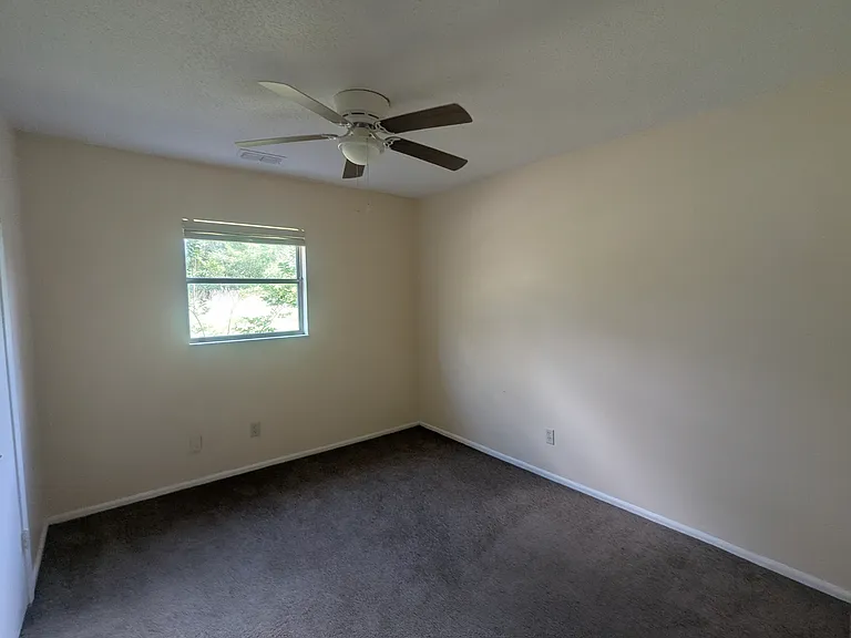 15216 Hays Rd — Photo 10