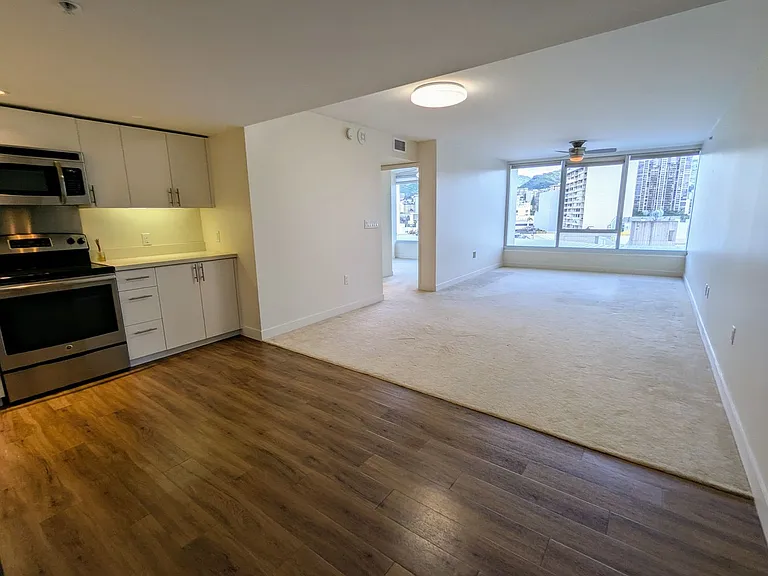 888 Kapiolani Blvd #811 — Photo 5