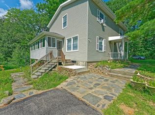 201 Schoolhouse Rd, Albany, NY 12203