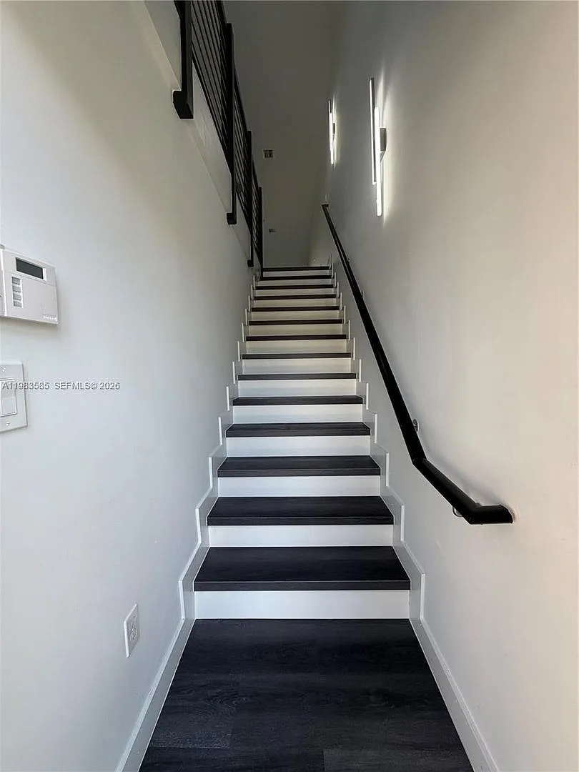 10479 NW 82nd Street 10, Doral, FL 33178 — Photo 3