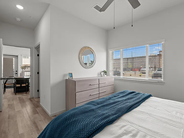 Desert Commons East — Photo 8