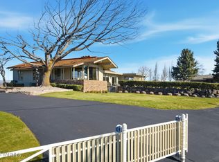 4909 Scenic Dr, Yakima, WA 98908