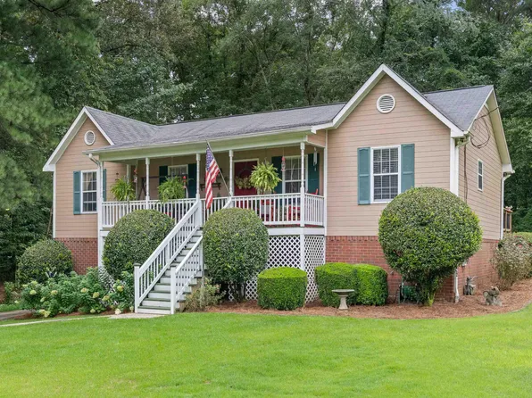 120 Lynn Dr, Trussville, AL 35173