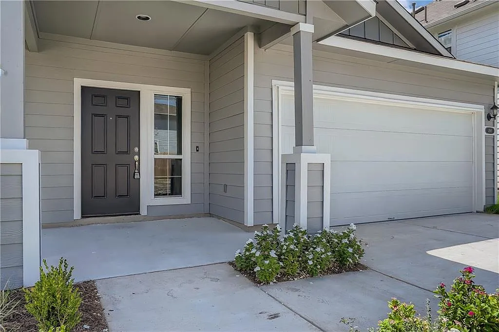 3 bed, 2.5 bath, 2103 sqft, $1,850 — Photo 3