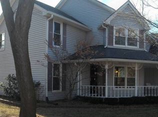 1000 SW Stonecreek Dr, Blue Springs, MO 64015
