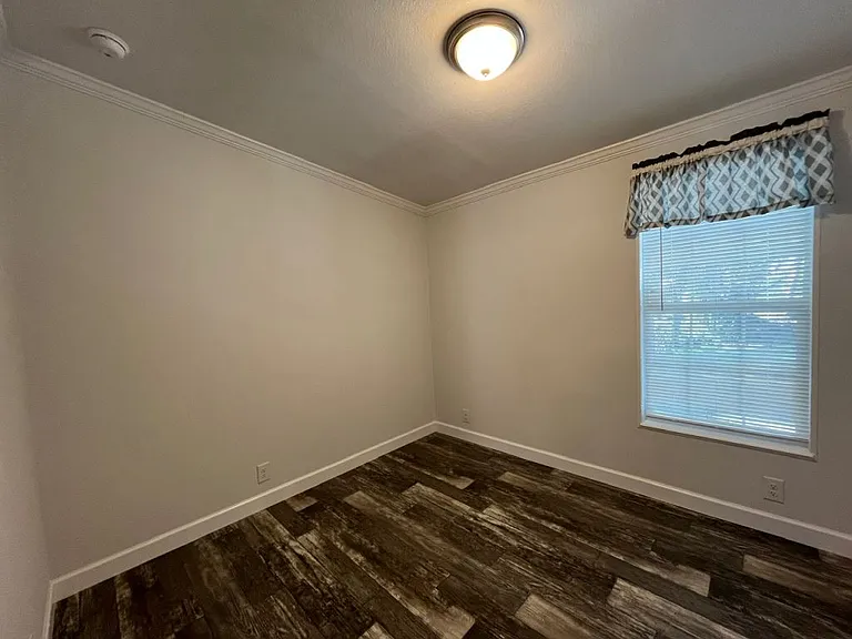 328 Eland Dr #328 — Photo 12