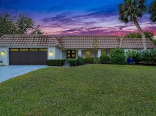 1906 Hillsdale Pl, Sarasota, FL 34231