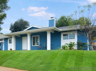 8586 Atlas View Dr, Santee, CA 92071