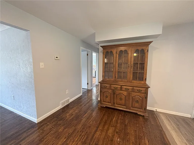3395 Logan Ferry Rd — Photo 17