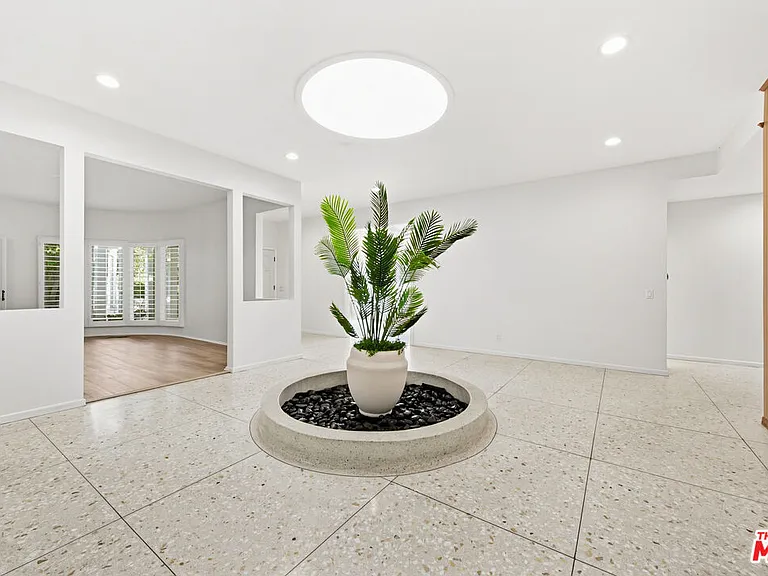 8900 Alto Cedro Dr — Photo 7
