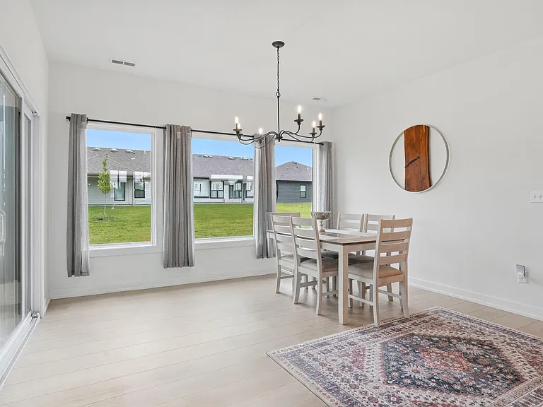 2305 N Traveller Dr — Photo 12