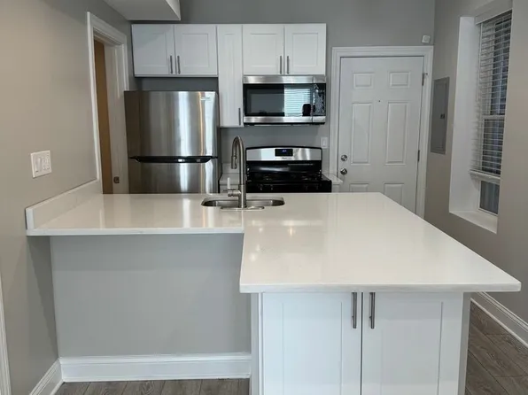 1633 N Honore St Unit 2F, Chicago, IL 60622