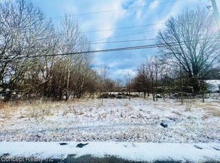 300 N John Hix St, Westland, MI