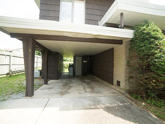 2nd image of 421 Braddock Dr