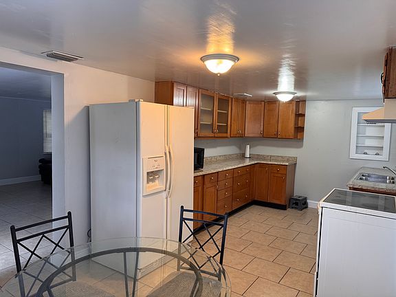5th image of 1668 Red Bird Ln