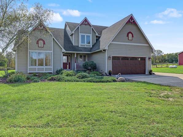 8960 NE Morgan Dr, Bondurant, IA 50035