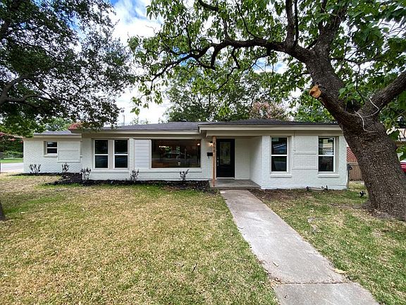 4th image of 888 Russell Ln