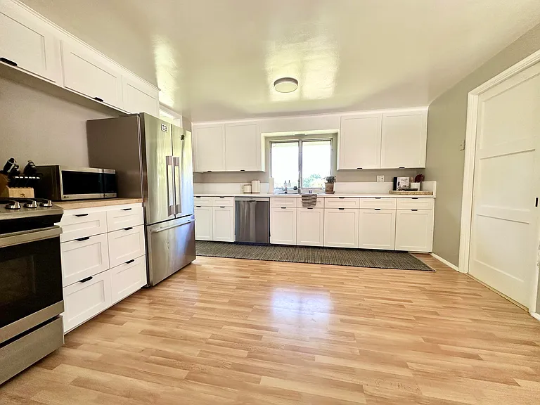 450 Santa Rosa Ln — Photo 7