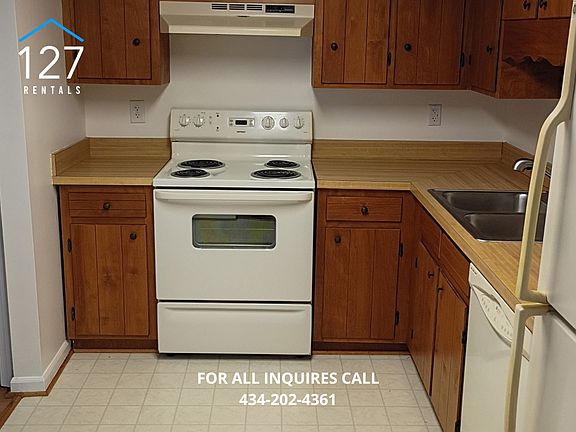 2nd image of 138 Cape Charles Sq