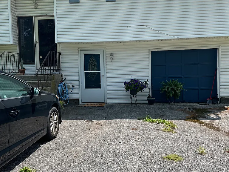 18 Elliot St #2 — Photo 4
