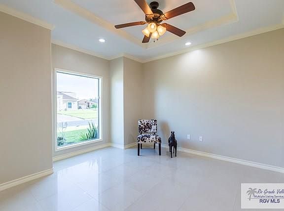 4th image of 2423 Salerno Dr