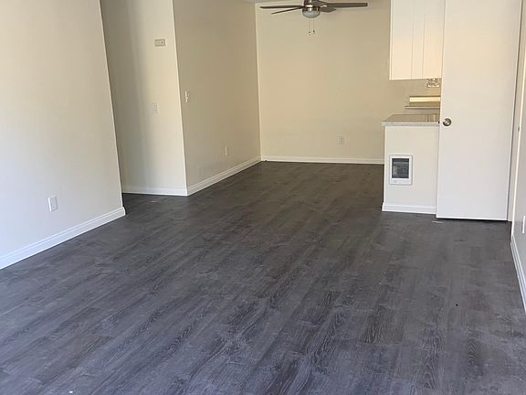 3rd image of 5005 Diane Ave #13