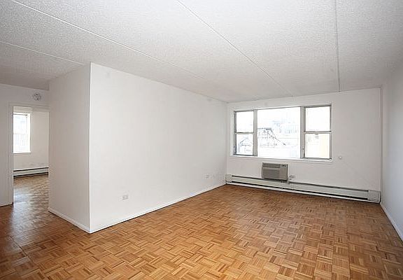 4th image of 301 Elizabeth St #102B
