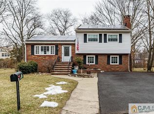 21 Riverside Dr, Denville, NJ 07834