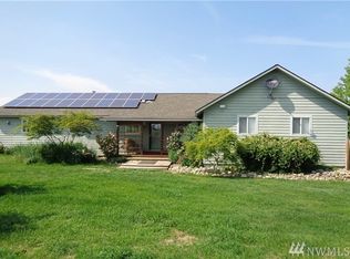 6 Peacock Ln, Omak, WA 98841