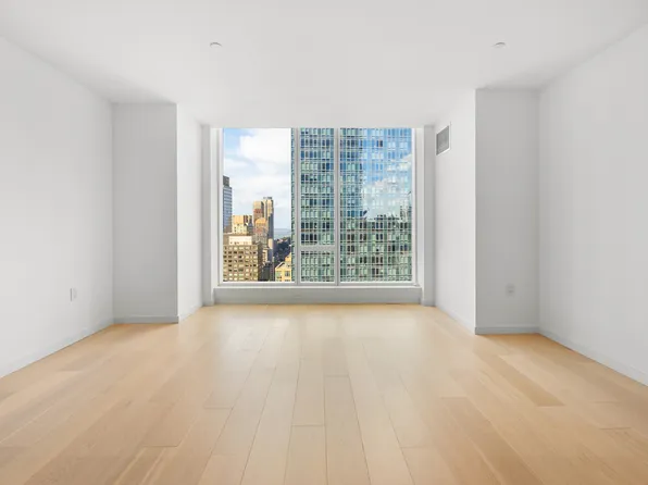 1 West End Avenue image 4 of 19