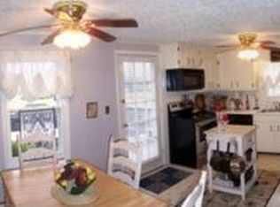 2322 Mountain View Rd, Powhatan, VA 23139